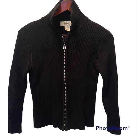 KIKIT Sweaters - K.I.K.I.T women’s zip up long sleeve black sweater. Size medium Has some stretch